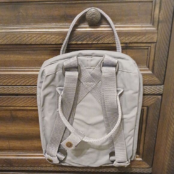 Fjallraven Kanken Gray Backpack - Picture 3 of 4